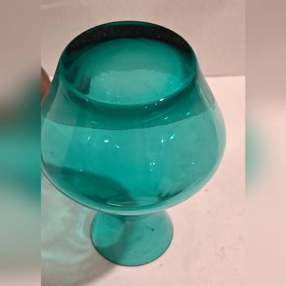 Two vintage brown and green glass small vases. - Picture 6 of 6